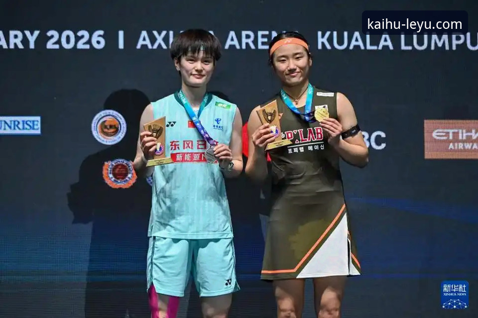 王祉怡vs山口茜：尤伯杯半决赛技术对比与观赛体验深度评测